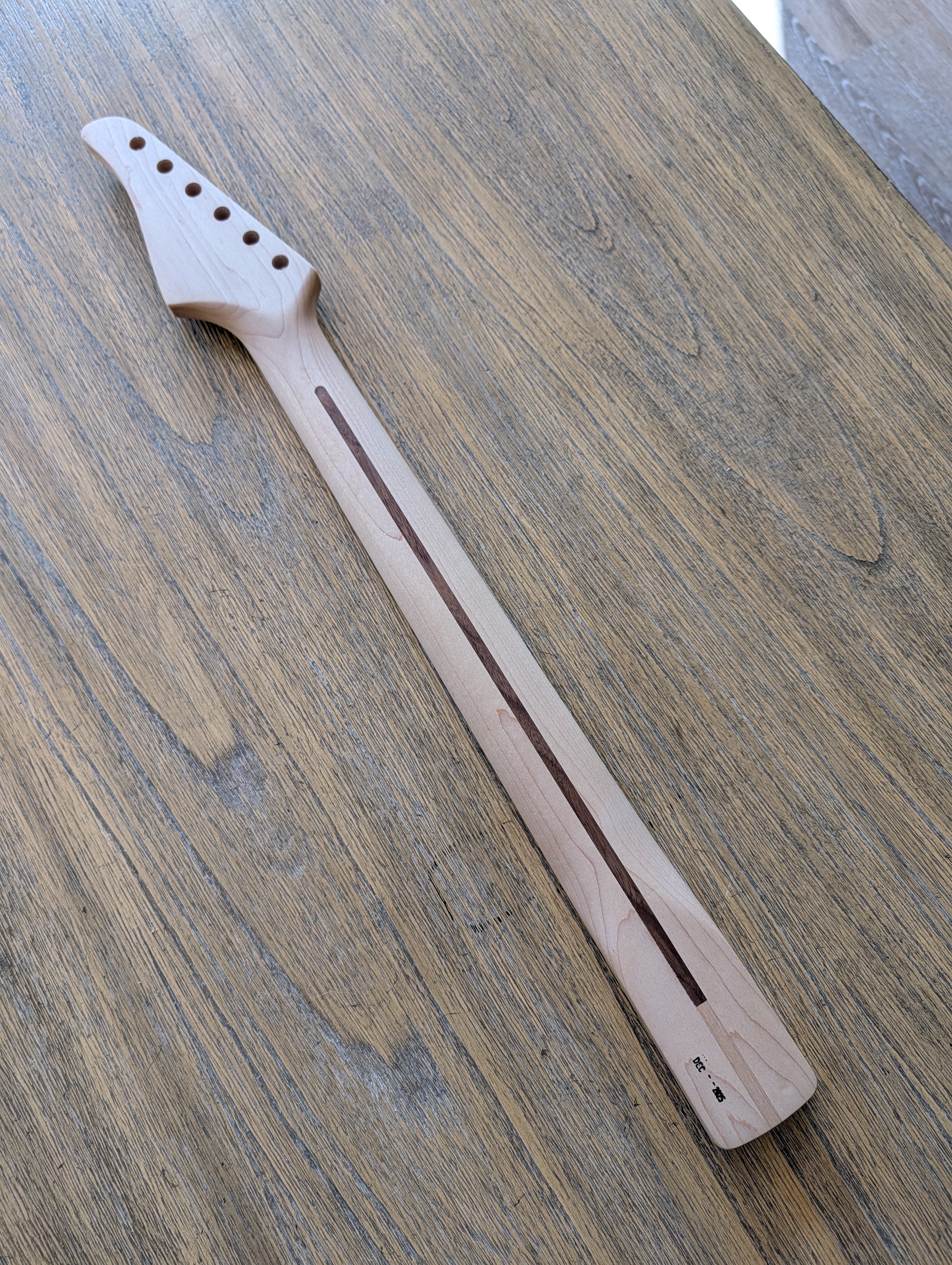 'Classic Beak' Replica Neck